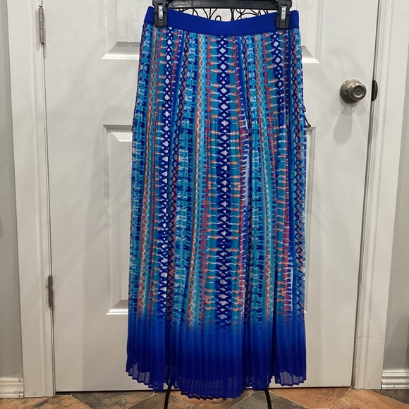 Ruby Rd. Skirt Size 4P - Picture 2 of 6